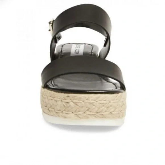 STEVE MADDEN CiCi Black Leather Flat Sandals - Picture 3 of 5